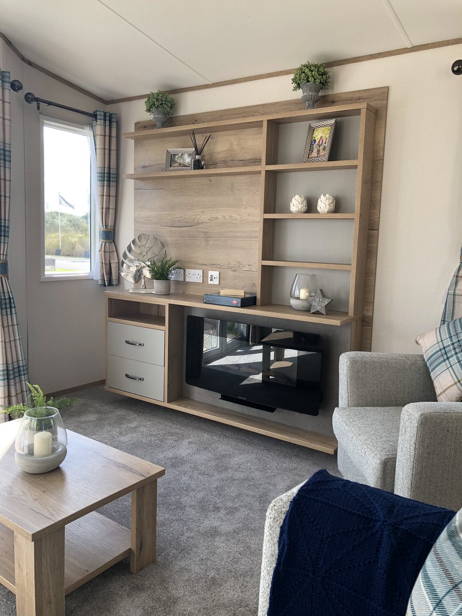 DressPacks's tweet photo. @DressPacks here at @ParkLeisureuk #pentireholidaypark dressing the @ABIHolidayHomes 2020 Blenheim- bespoke dress packs £425! #holidaypark #dressedtosell #dresspack #displaypack #family https://t.co/YQo6smIXSE