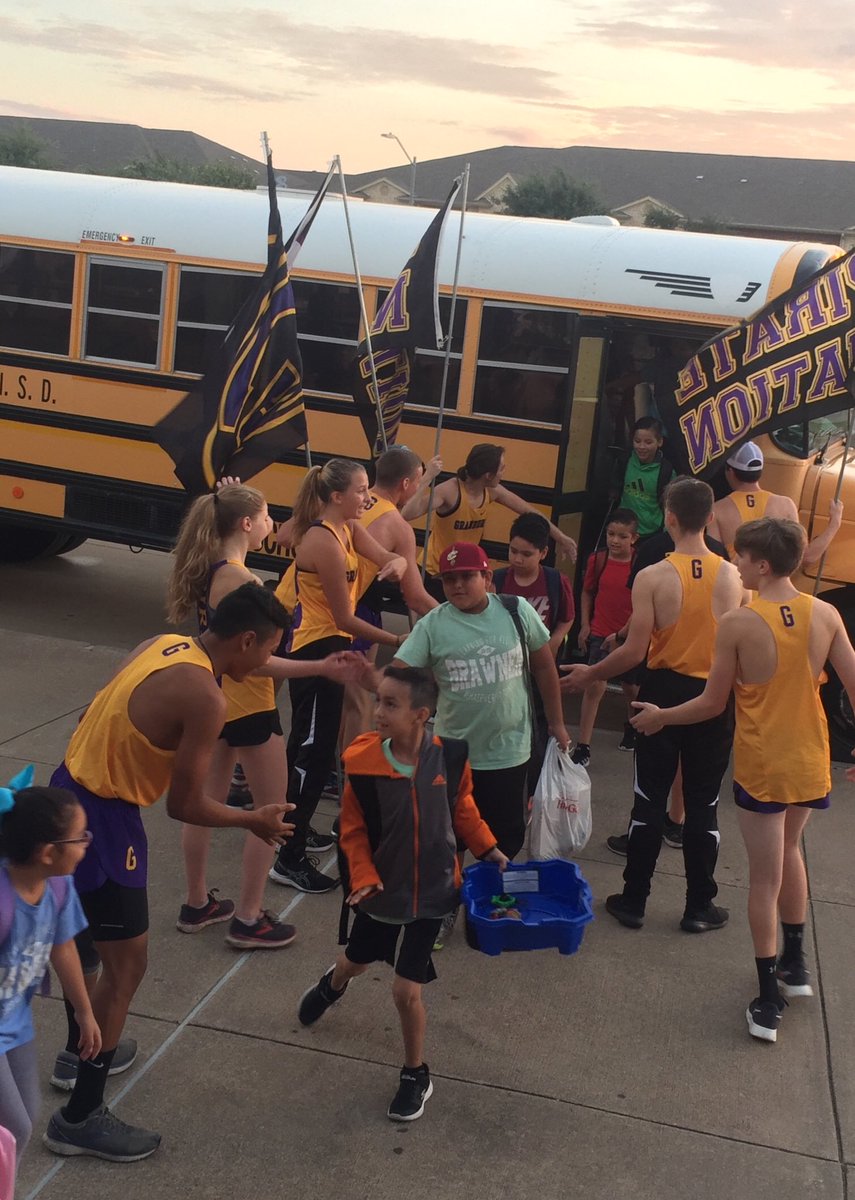 Always a pleasure to have GHS Cross Country team here to welcome our kids and kickoff Miler’s Club! #PiratePride