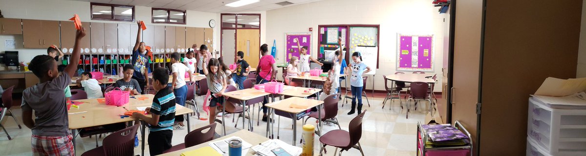 4thgradeisgr8's tweet photo. Doing our first experiment today and tried saving Bobby! The kids loved it!! We talked about the failures they encountered and their end successes. #MiddieRising https://t.co/9MMP7M5mbX
