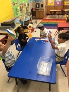Rosario M Iacono (@rwc_principal) on Twitter photo Creation #LookForTheAwesome <a href="/ValleyStreamRWC/">Robert W. Carbonaro School</a> Kindergarten students allowing their minds to lead! Creation #LookForTheAwesome <a href="/ValleyStreamRWC/">Robert W. Carbonaro School</a> Kindergarten students allowing their minds to lead!