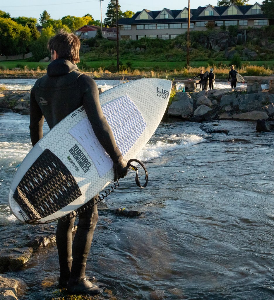 10BarrelBrewing's tweet photo. Our very first River Wave Surf Contest, #RiverRadness, is next Saturday (9/21)!
For more info head to https://t.co/1dV3jUV06b
#RiverSurfLeagueβ https://t.co/MRc4yuLl8L