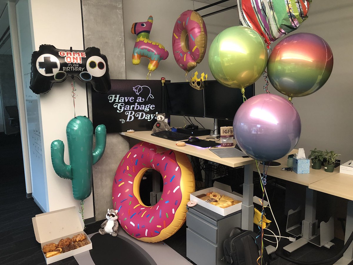wyattjackson's tweet photo. @donutcounty looks like someone just delivered me a donut. HONKING unbelievable! https://t.co/oVc2La0deK