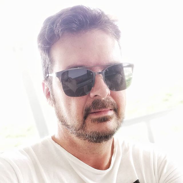 soykikomarti's tweet photo. Buenos días desde #tuxtlagtz .... Sin peinar vamos a desayunar y luego..... Ahí te vamos #Tonala .... Gran concierto hoy en la noche... De nuevo #soldoutshow de @carlosmaciasmex .... #concierto #artista #chiapasmexico #mangerdeartistas #promotordeeventos… https://t.co/3xWfEsXbjo https://t.co/lZopg1ICOl