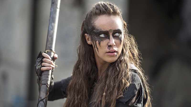 KINGVILLANELLE's tweet photo. I bet you thought that I was dead?
Well Iโm not dead, bet you didnโt think Iโd come back to life STRONGER! #clexaseason7 #bringbacklexa https://t.co/pvYJL3dxqx