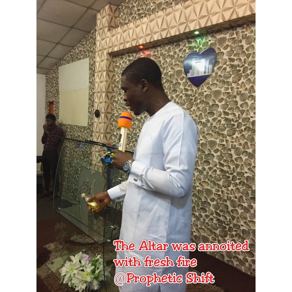DCmushin's tweet photo. @Pastor_KC activated fresh fire over the Altar @Prophetic_shift https://t.co/s7bAAKKS3P