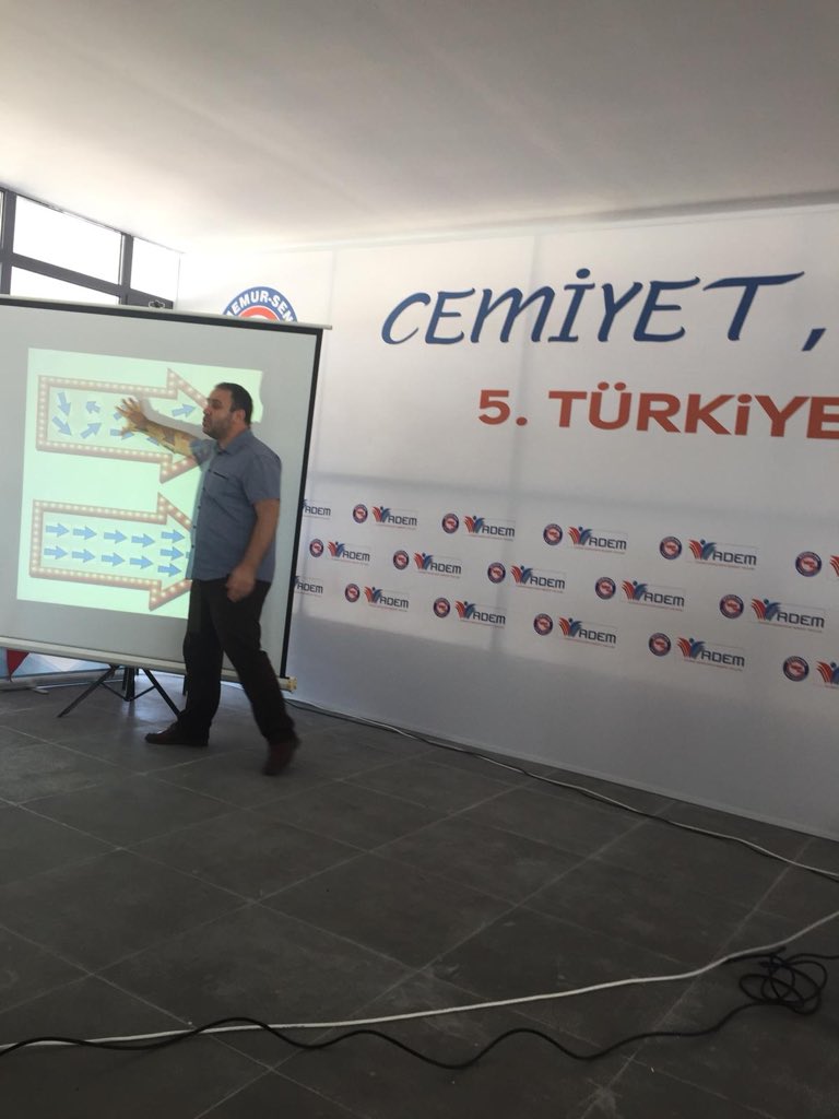Kamp Programımızda 
Eğitimci/Strateji Planlama Uzmanı Nevzat ÖYLEK 
- Stratejik Planlamanın Önemi
- Faaliyet Planlama ve Yürütme
- Gelecek Stratejisi
- Stratejik Hareket Etme
- Karar Alma Aşamasında Pratik Çözümler Geliştirmek konulu sunumlarını yaptı. Kendisine teşekkür ederiz.
