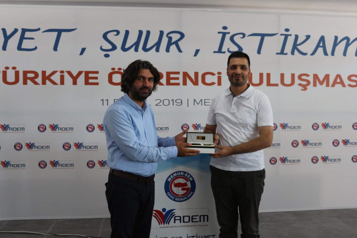 Kamp Programımızda 
Ercan Demirci “Türkiye’de Sivil Toplumun Dünü, Bugünü ve Yarını”konulu sunumlarını yaptı. Hocamıza teşekkür ederiz. <a href="/_ErcanDemirci_/">Ercan Demirci</a>