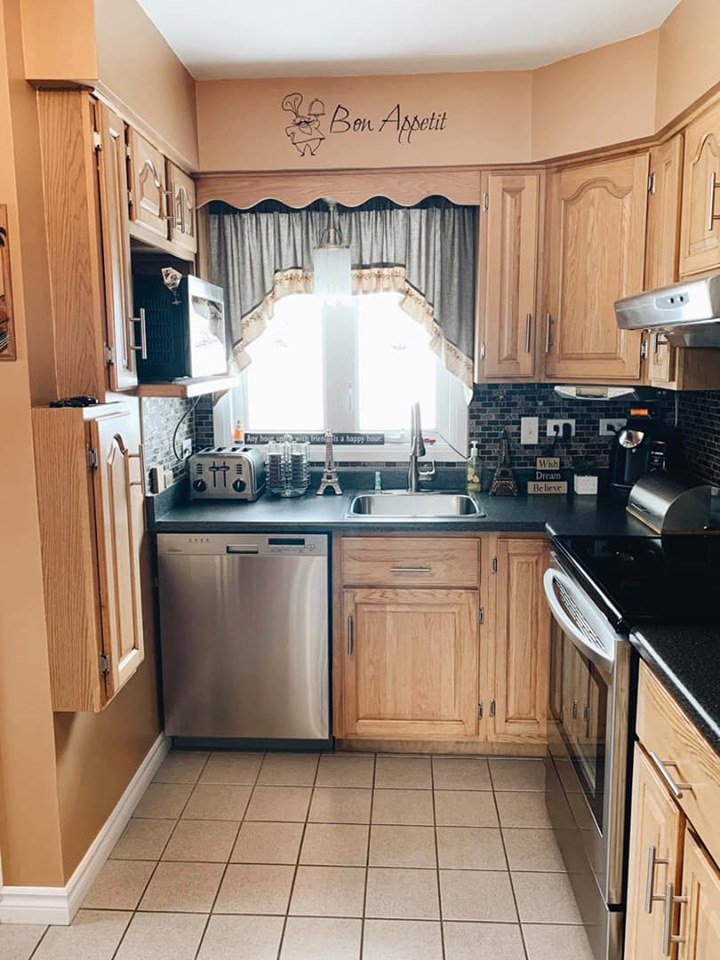 Stagg_Templeman's tweet photo. How about a before and after of a beautiful kitchen designed and sold by @Stagg_Templeman in the @cabinetsmith Impressions Jasper series.
#staggandtempleman #wedokitchens #loveyourkitchen https://t.co/8YrQAtQYXQ