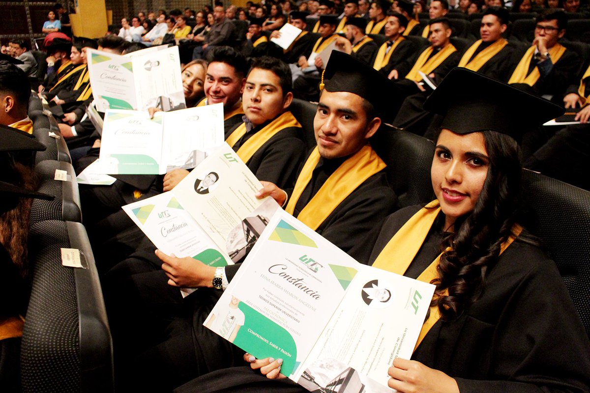 UT_Corregidora's tweet photo. Egresa octava generación de la UTC, primera en graduarse en la modalidad de titulación electrónica.
#OrgullosamenteUTC
https://t.co/1kZlaTwGWE https://t.co/5WF55OVf92