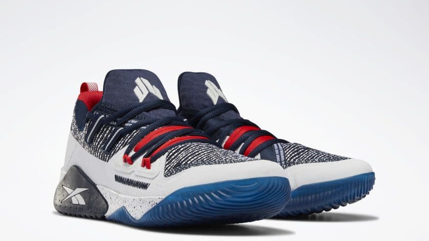Nightwing2303's tweet photo. Reebok's JJIII Goes Pro With a Houston Texans Colorway https://t.co/FOLZ675mmF https://t.co/ZMRufnllML