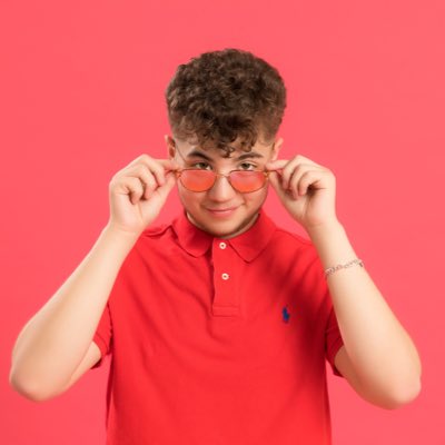 BatFlunch tweet media