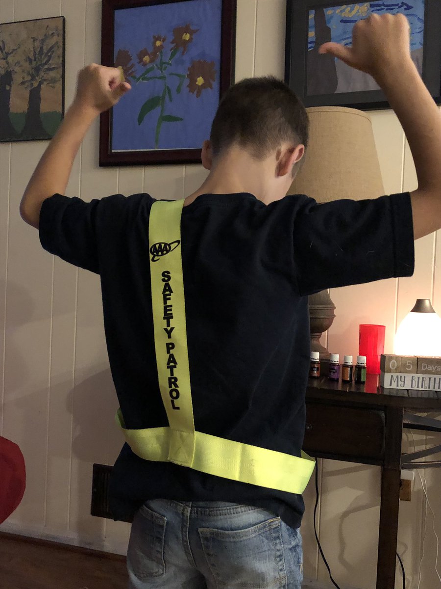 BettyMayers2's tweet photo. Super proud of this new safety patrol! #safekeeper #keepingfriendssafe #pattiepanthers #withgreatresponsibility https://t.co/KxXwmVv3qA