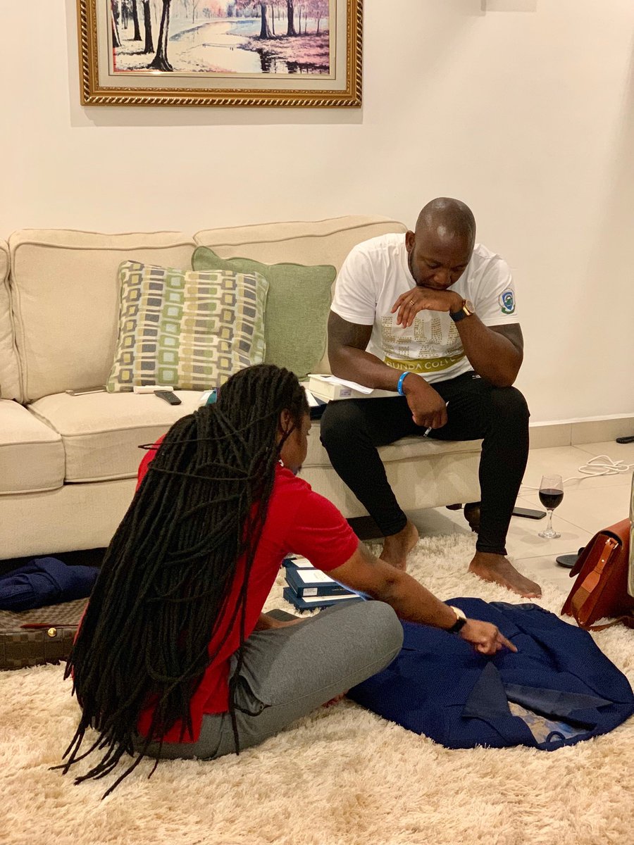 wandaman's tweet photo. ...in the kitchen....fabric selection and detailing....we cooking up a storm called ‘Dynasty SS20’ with @SheriaNgowi ...even the locks have been set free-ish🔥🔥🔥🔥🔥🔥 https://t.co/BPgSaZeIlC