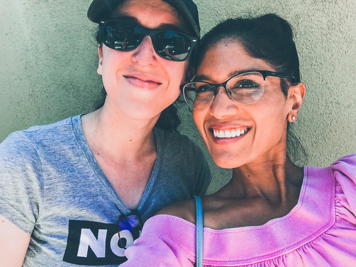 BIFLseries's tweet photo. Happy #fridaythe13th friends! We wish you a fun and prosperous weekend!
Go rock it #BIFLsquad!!
Much love from our Jill (@Anishaflower) and Producer (@AmbeRiverA)
❤💛💚💙💜 https://t.co/YBapCHtKif