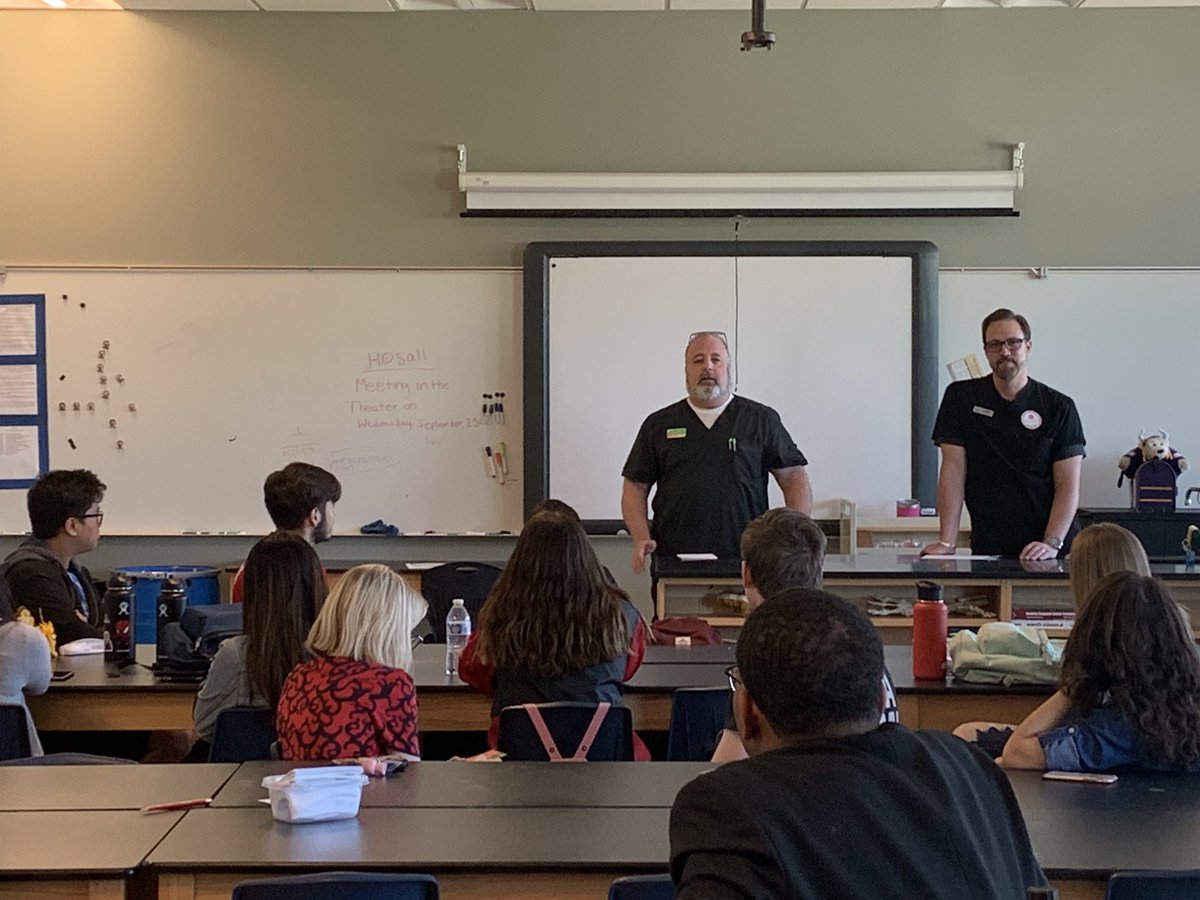 yvonhicks's tweet photo. Launching new partnerships for Biomed/Sportsmed internships at NWCTA! @NwctaHawks @CCSDMagnet @CCSDPartnership https://t.co/TbFIIc6mzX