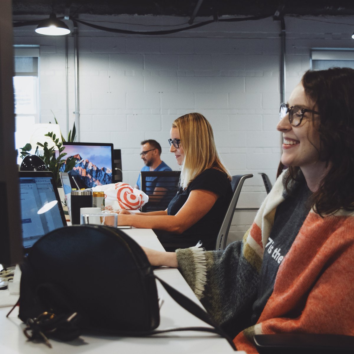 Barefoot tweet media