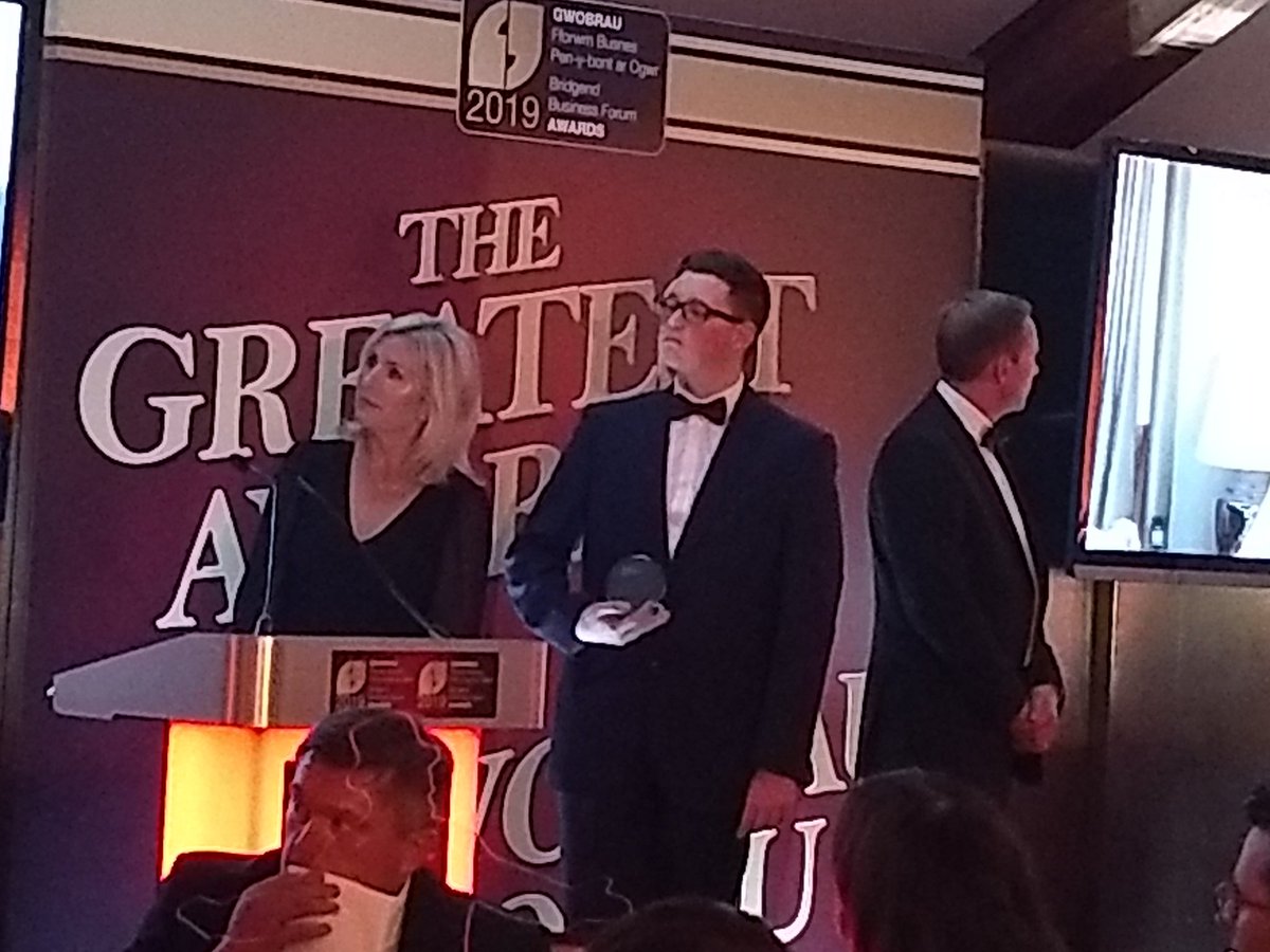 Delighted that <a href="/BridgendCollege/">Coleg Penybont | Bridgend College</a> alumnus Daniel Ralph of <a href="/BlueBenchMedia/">Blue Bench Media</a> has just been presented with the <a href="/BridgendForum/">Bridgend Business Forum</a> Business Student of the Year award sponsored by <a href="/AcctGrahamPaul/">Graham Paul Acct</a> Llongyfarchiadau Dan!