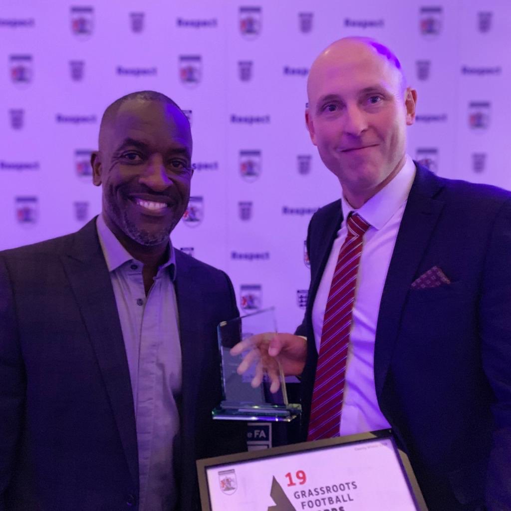 OxfordshireFA's tweet photo. The final award this evening is our second #OutstandingContributionToGrassrootsFootballAward
Congratulations Jamie Hunter, very worthy winnner! #OFAAwards https://t.co/NsJRimjVXd