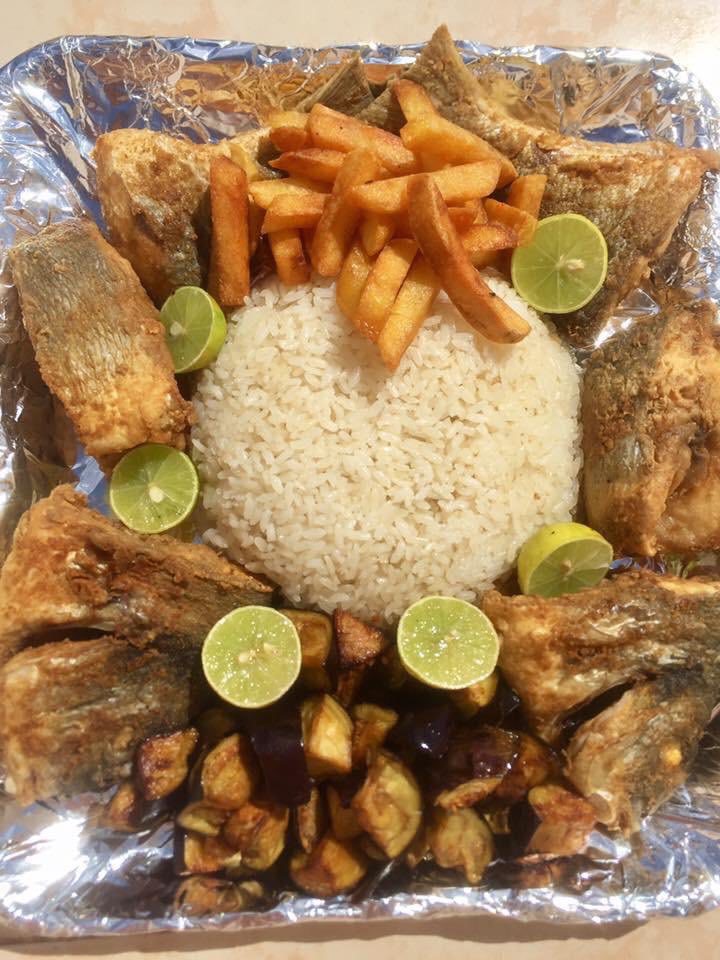 quickdelivery3's tweet image. اطلب غداك من مطبخ الروبيان للأسماك والمشويات 
متوفر لوجبة الغداء غداً
وجبة سمك قاجوج 25 د
وجبة سمك مرجان 25 د
وجبة جمبرى 50 د
حرايمي 10 د للحفاضه
وجبة مشكل 60 د 
احجز عن طريق :
 رقم المطبخ 0944384041