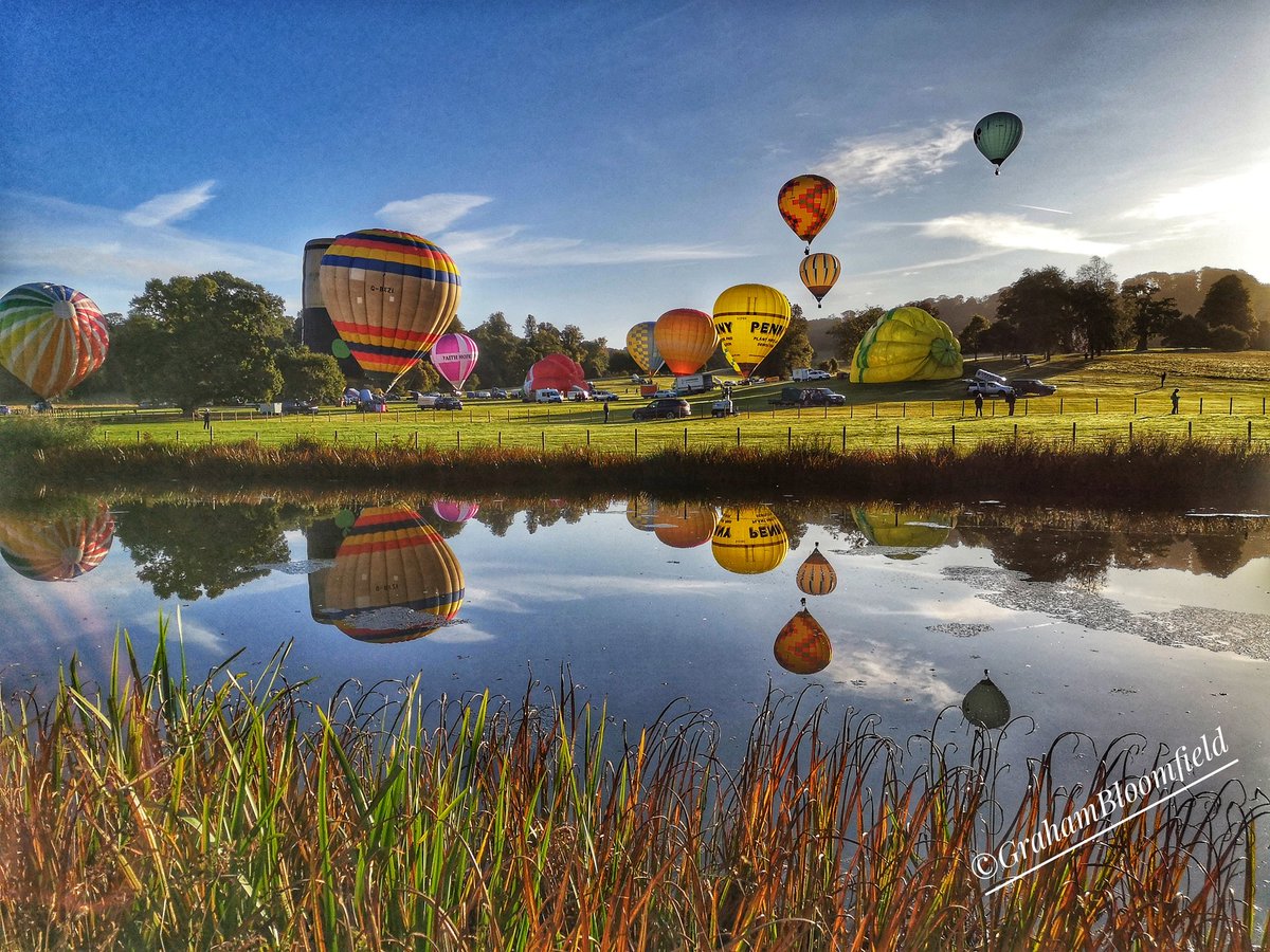 GJBloomfield's tweet photo. @HotAirEvents A few from this morning's great launch. #SkySafari https://t.co/M8YdQGDIUX