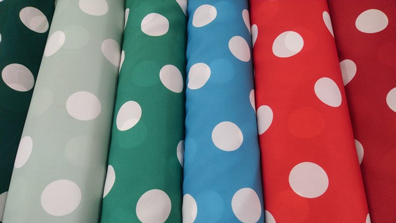 Flamentex's tweet photo. Fiel a las tonalidades que han marcado la temporada, su colorido no deja a nadie indiferente Garit.
#flamentex #tiendadetejidos #tejidos #telas #moda #moda19 #costura #vivir #pasarela #lunares https://t.co/3ovx48YYKg