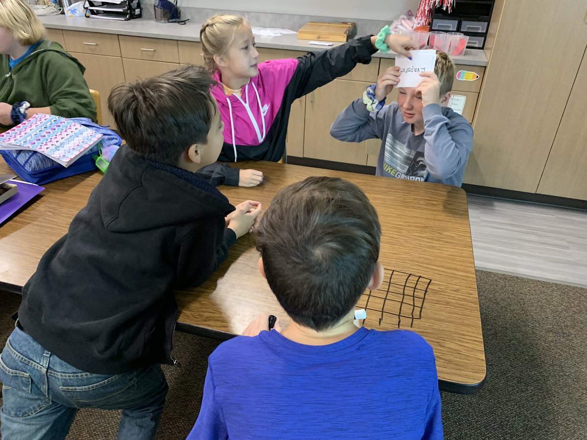 Katie_Biggar's tweet photo. Heads up with our science vocab words! Today was awesome. #sailsup #dlschools #redtean https://t.co/8JrRKIRwjd