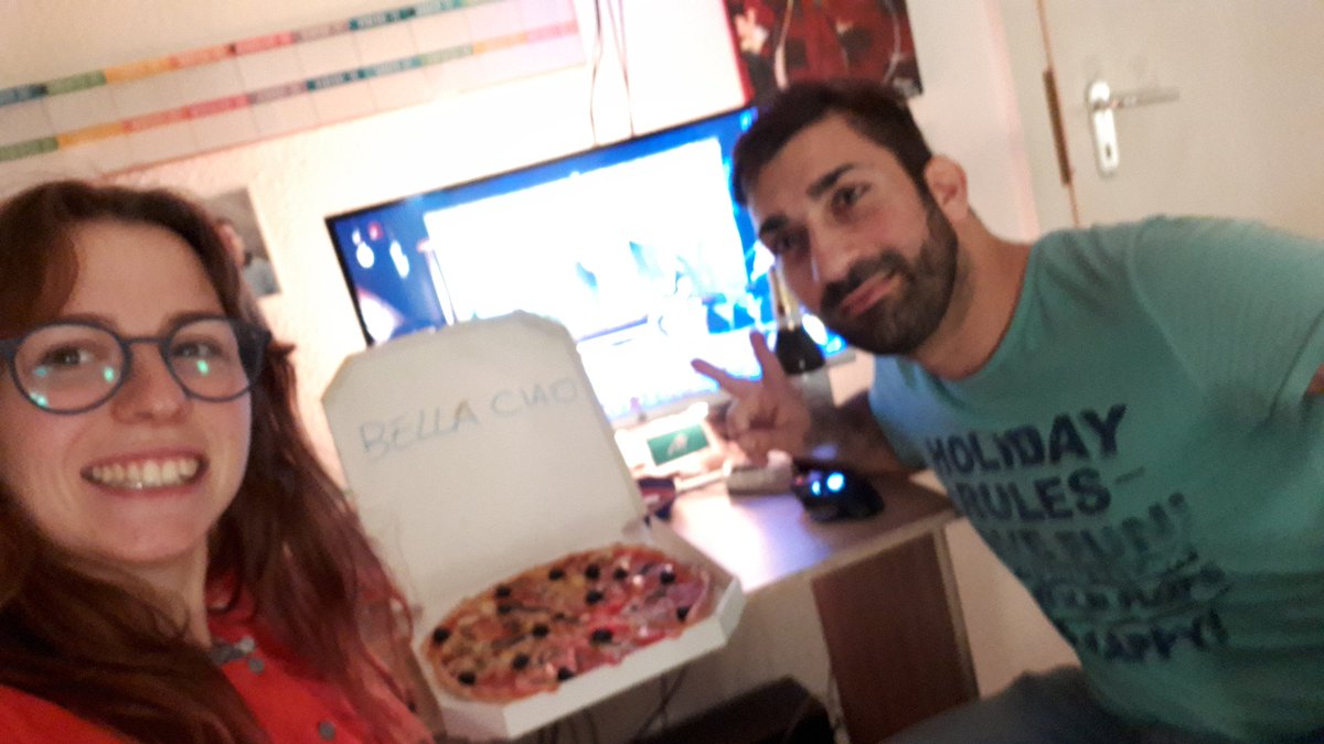 MaFyxDesigner's tweet photo. E dalla Germania finalmente si ricomincia con @welikeduel e con le nuove hit della meloni! Siamo pronti per la #maratonapropaganda dell'estate. @rotunnix https://t.co/DqFlCTq0j3