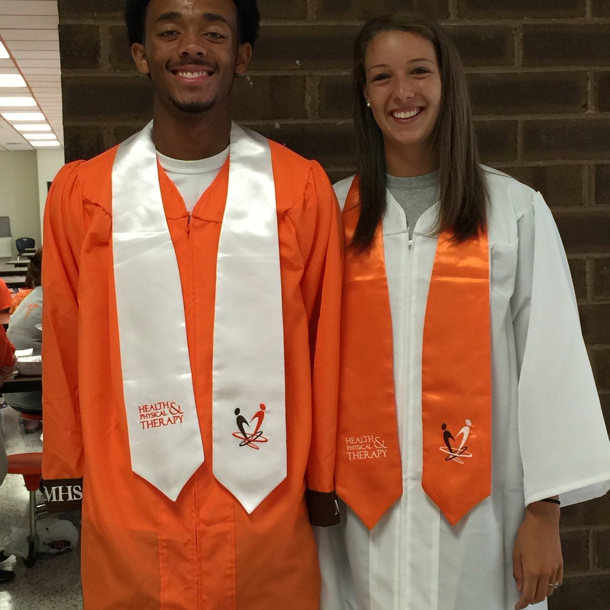 monacanhpt's tweet photo. ATTN SENIORS: Don’t forget to order your senior stoles for graduation! The deadline to order is  October 25! https://t.co/xJYylNla13 https://t.co/LJTq7W8eCn