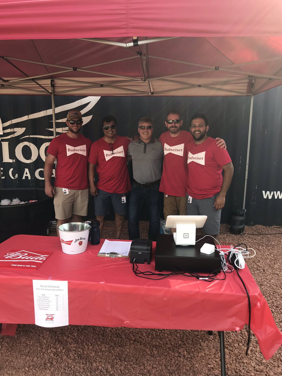 BudLawn's tweet photo. @BudLawn #ThisLawnsForYou @AnheuserBusch Thanks for the support team! https://t.co/VkrnbEUDxa