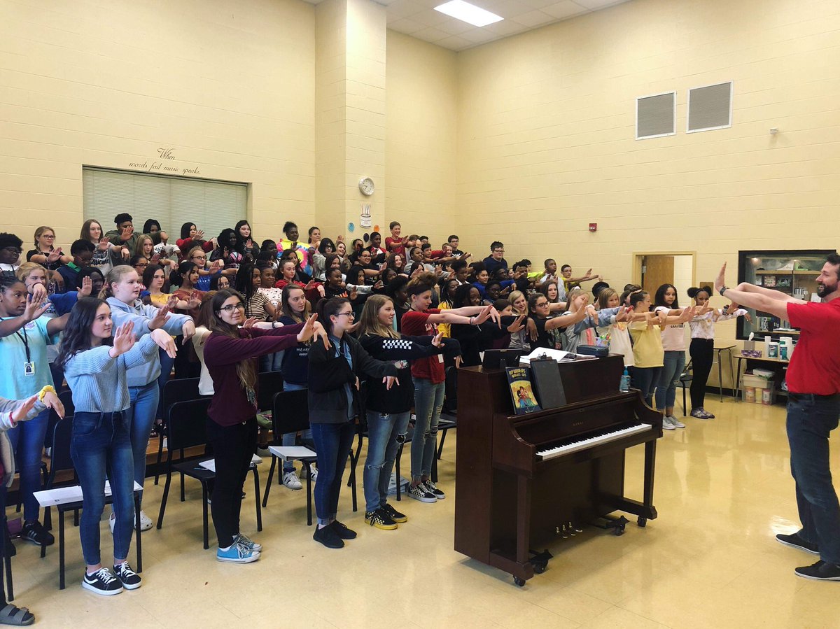 ACWhirlwinds's tweet photo. The AC choir is honored to participate as a guest choir in ASU’s first choral concert of the season, “Together We Inspire.” Thank you, Dr. Sullivan, for a wonderful rehearsal! Mark your calendars for October! #drawthecirclewide #whirlwindnation #caneclassroom https://t.co/JMV2HciRie