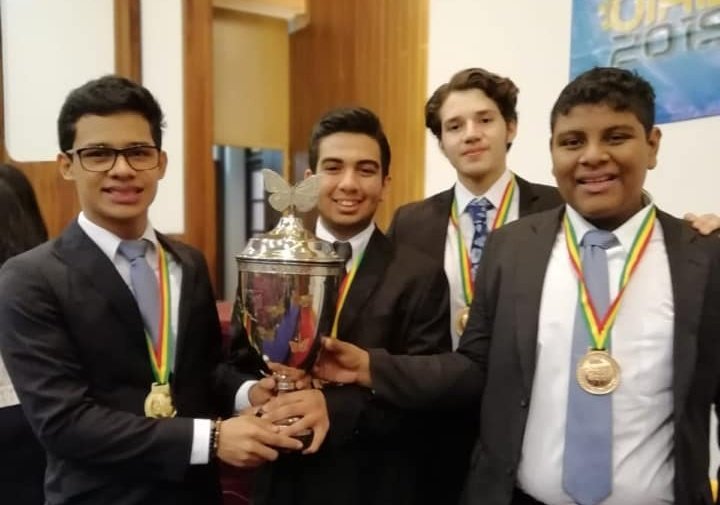 cristicornejo_'s tweet photo. Oro y Bronce para El Salvador🇸🇻 en Olimpiada Iberoamericana de Biología #OIAB

Gracias por poner en alto nuestro país. Nos enorgullece su esfuerzo y capacidad👏👏 @PJOVENESTALENTO

Felicidades Jeremías Aguilar, Oro🥇y Fernando Zúñiga, Diego Arias y Clayton Vanegas, Bronce🥉 https://t.co/K1YfCaC91h