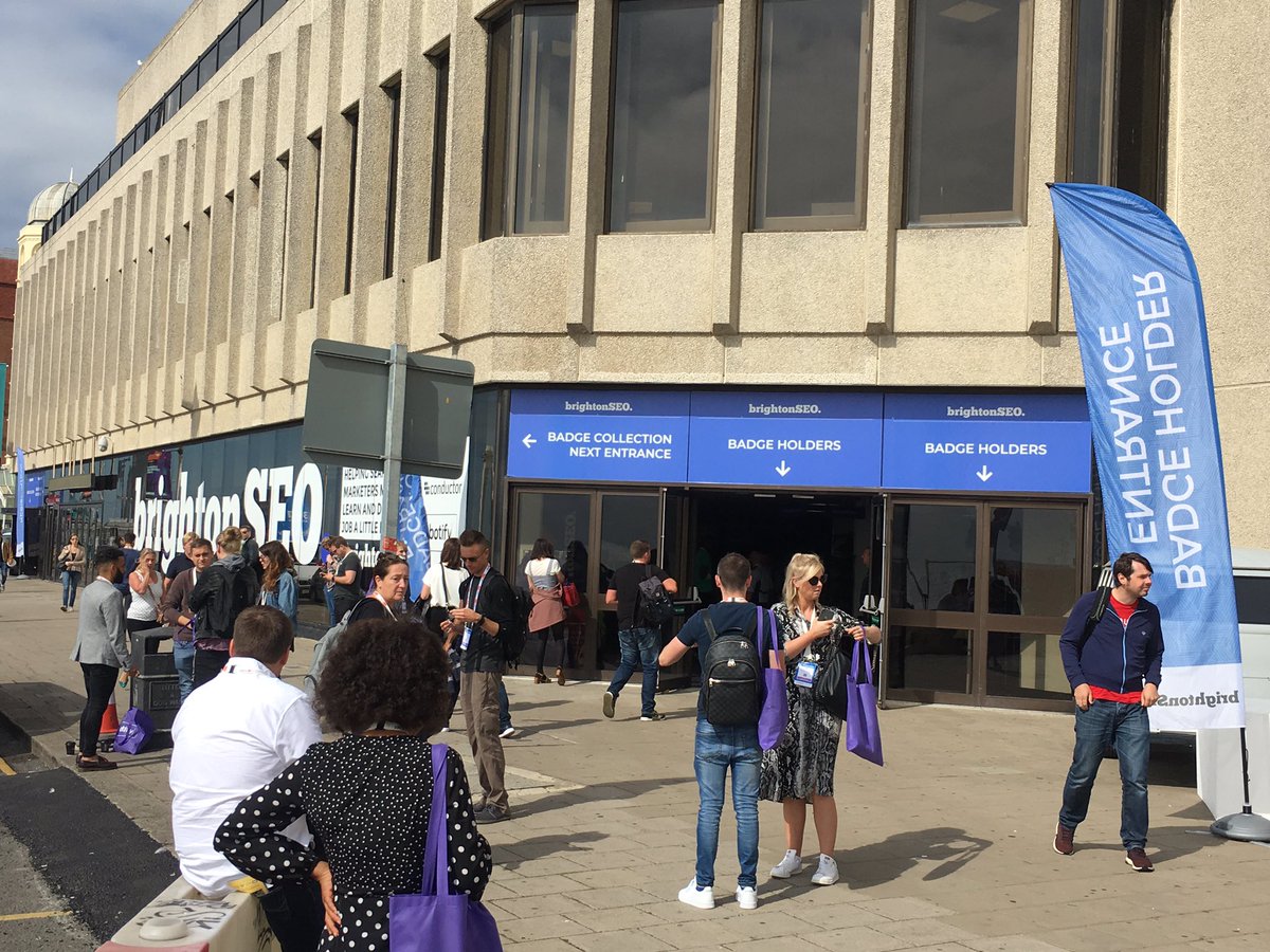 Improve Position tweet media