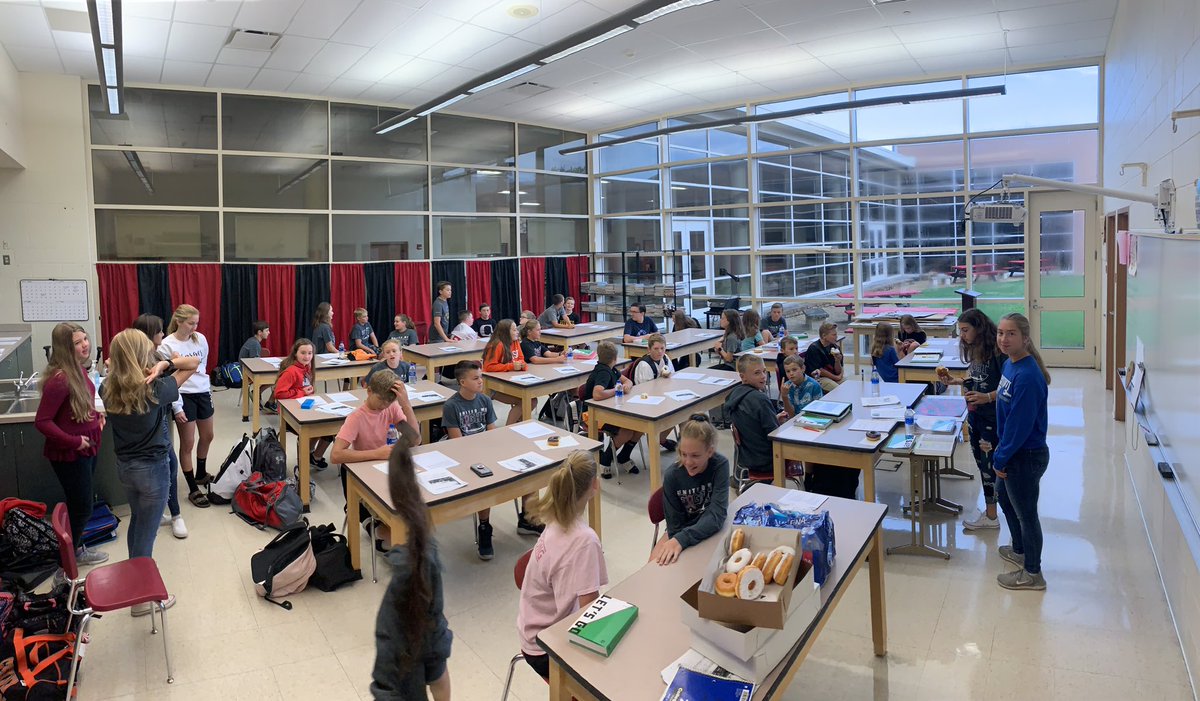 CoachBernhardt's tweet photo. Great first ever huddle this morning at Orion middle school, 45 kids showed up!  Couldn’t be more proud/blessed to be apart of this group https://t.co/dBw1YNPuBD