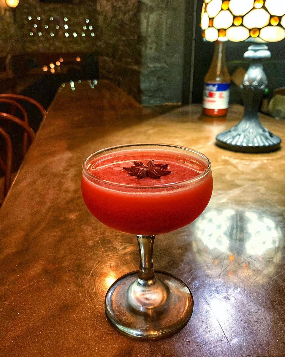 Creole Muse... What a drink to kick-off your weekend! 🍓🍓🍓Happy Friday y’all! x