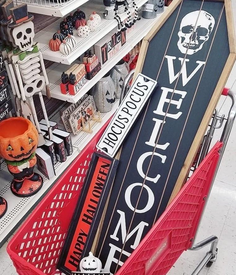 MichaelsStores's tweet photo. A spooktacular #Halloween haul has been #SpottedAtMichaels! 📷 @ imtherealmccoyxo https://t.co/rlJjEJdj0w