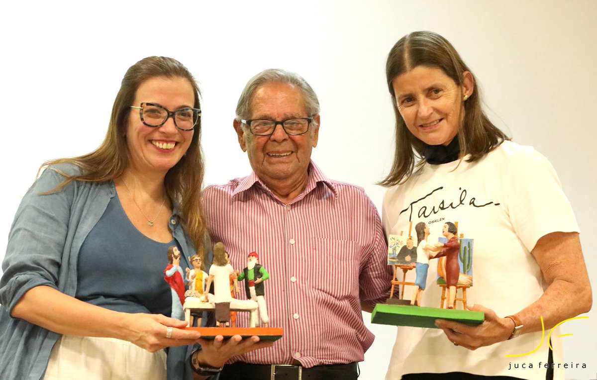 itucombr's tweet photo. #Itu Bento Dias Pacheco, o nosso Padre Bento, foi o homenageado da 9ª edição do Prêmio Padre Antonio Pacheco da Silva, na noite de 11 de setembro. https://t.co/qkawar3EuT https://t.co/lTE3mXzilS