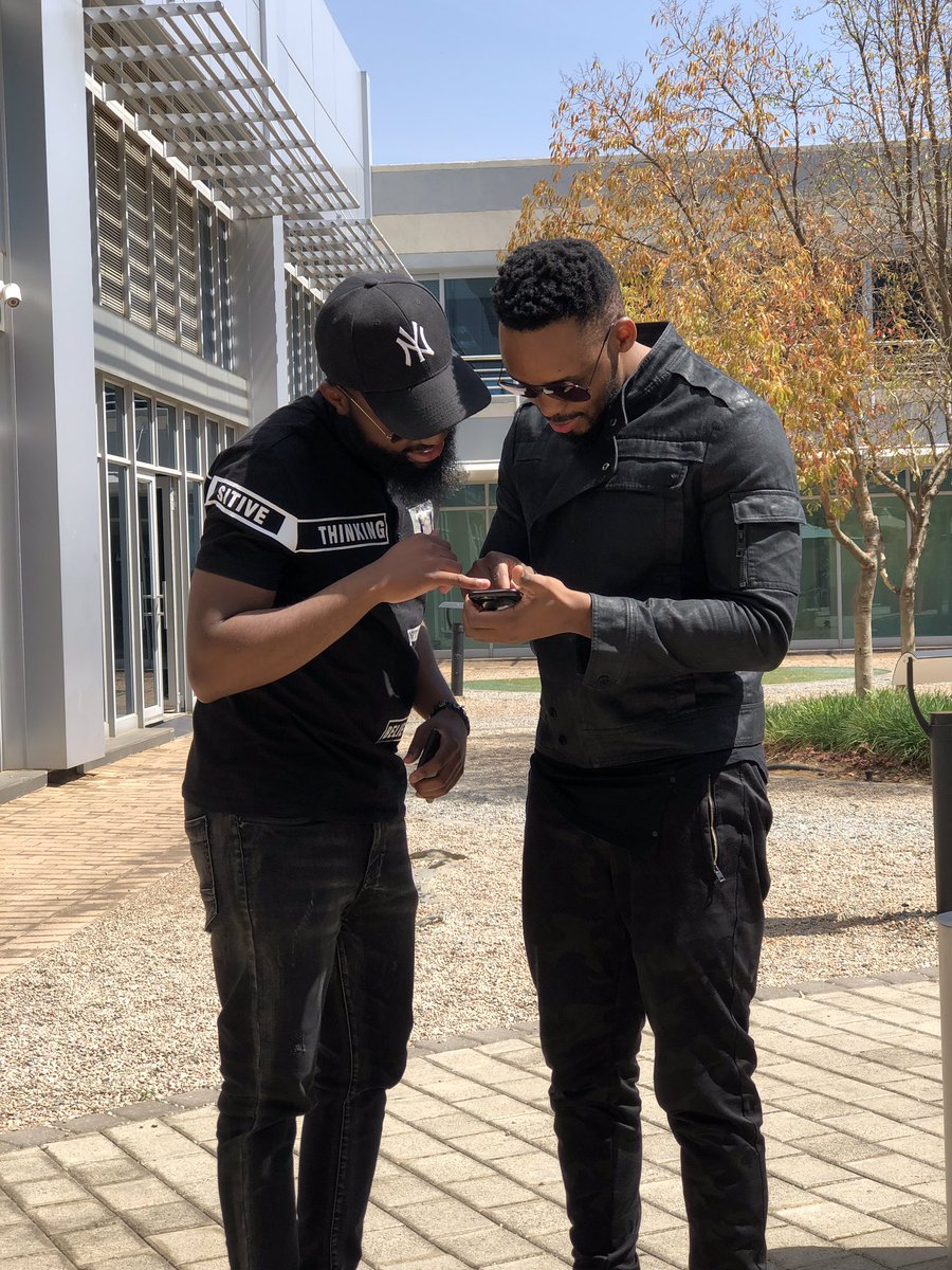 DonaldInDenial's tweet photo. Mr ...? https://t.co/GX2CQAb1NR