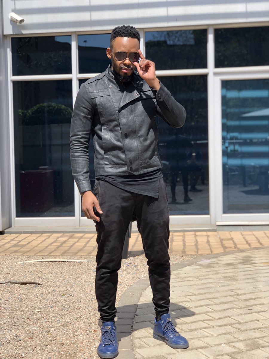 DonaldInDenial's tweet photo. Mr ...? https://t.co/GX2CQAb1NR