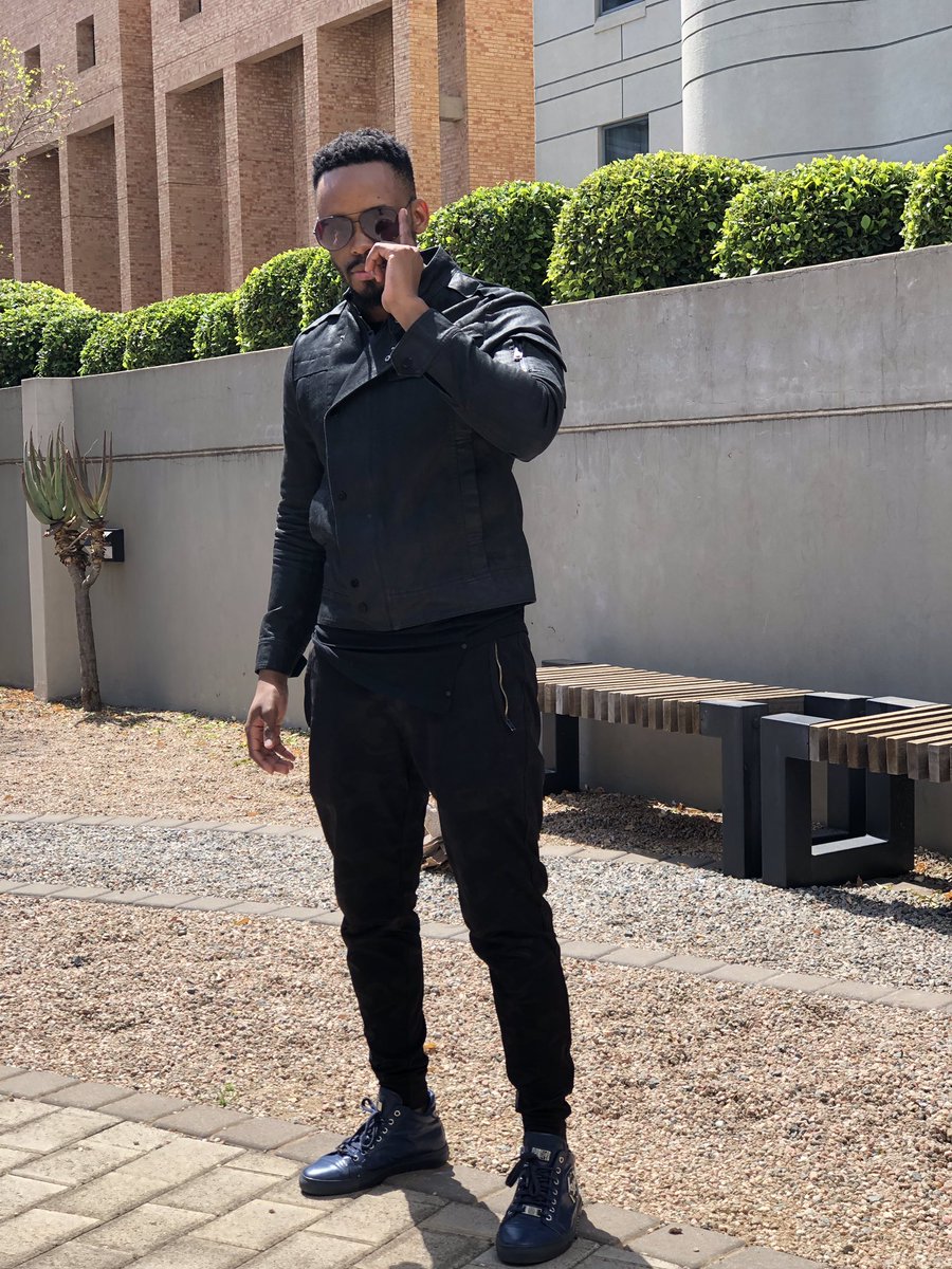 DonaldInDenial's tweet photo. Mr ...? https://t.co/GX2CQAb1NR