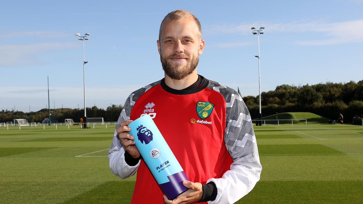 premierleague's tweet photo. 5️⃣ goals 
1️⃣ assist

Teemu Pukki voted @EASPORTSFIFA #PL Player of the Month for August ➡️ https://t.co/t5iaLYYy3Q

#PLAwards https://t.co/5e0Knh51pR
