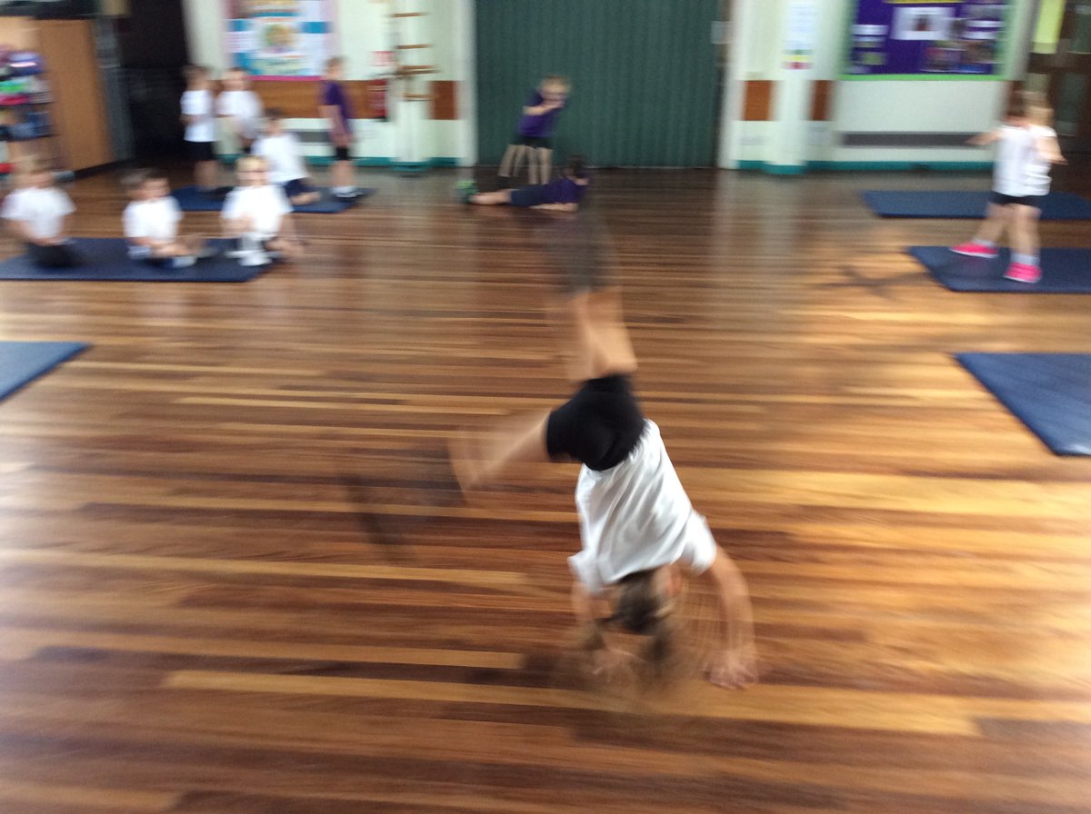 TadPrimaryAcad's tweet photo. Jupiter team can make shapes using different parts of our body. Digits, knees, forehead, elbows, feet and lots more #welovepe #humanbodyisamazing #jupiterteamlovelearning https://t.co/5cFYmGILqs