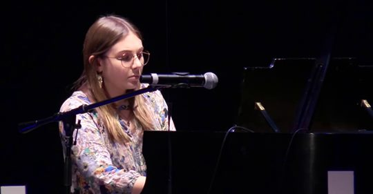 TEDxBirmingham's tweet photo. Check out Mira Walker's performance on the TEDxBirmingham 2019 stage! #piano #music #tedxbham2019  https://t.co/YjF1Q5q3ol https://t.co/VDTytoblAo