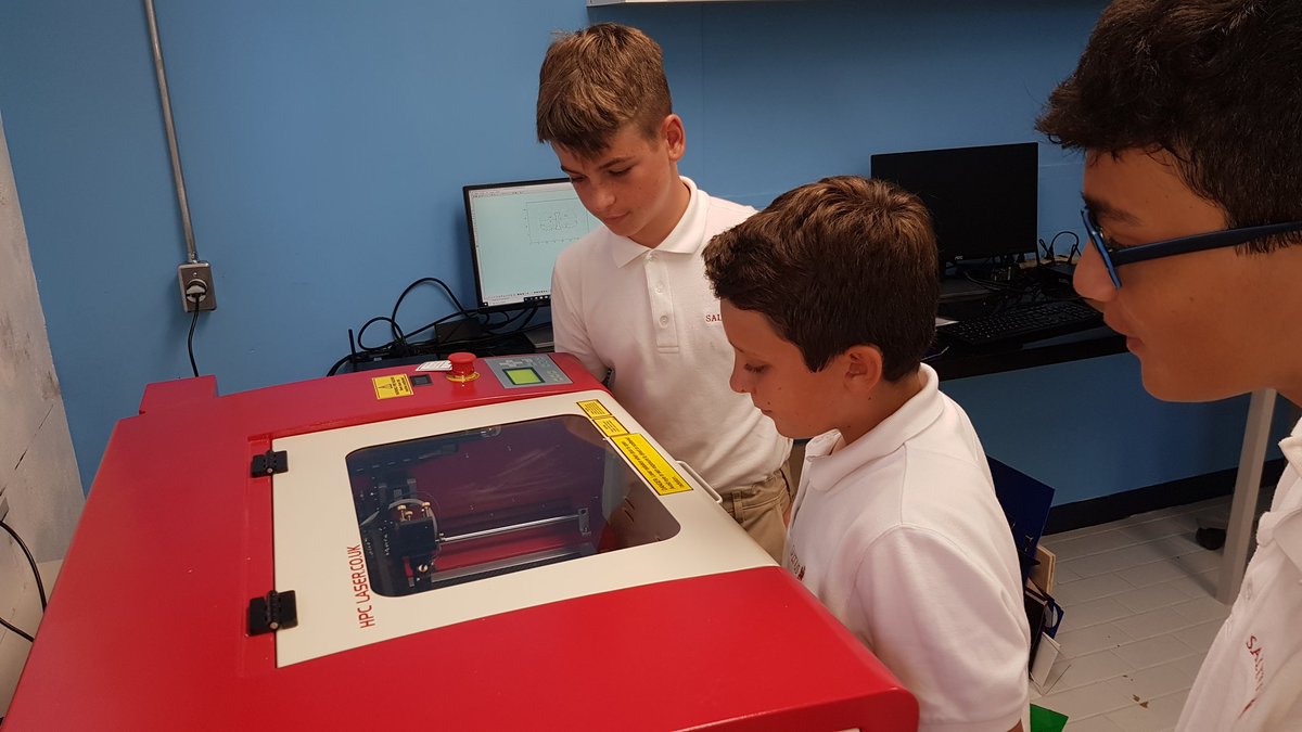 DesignSaltus's tweet image. Some of our year 8 learning how to use our new laser cutter this morning. A good way to start the year! #saltus #saltusdesigntechnology @DesignSaltus