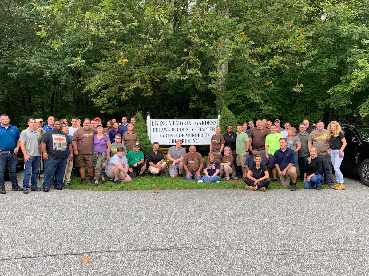 Frank Foglio (@frankfoglio1) on Twitter photo Package North Ops lending a hand to help spread mulch and clean-up the Delaware County Parents of Murdered Children Memorial Garden!
<a href="/ChesapeakUPSers/">Chesapeake UPSers</a> Package North Ops lending a hand to help spread mulch and clean-up the Delaware County Parents of Murdered Children Memorial Garden!
<a href="/ChesapeakUPSers/">Chesapeake UPSers</a>