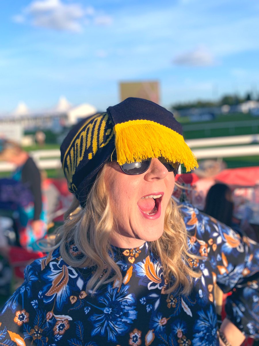 KellyGirlRach's tweet photo. 🎶Getting wiggy wit it with🎶 @WilliamHill https://t.co/1I4nKp7WwD