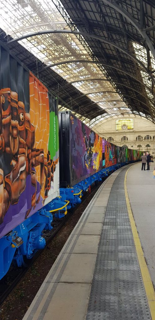 With Its stop in Barcelona today, Noah’s train ALMOST finished its European tour to raise awareness on the urge to boost modal shift for the planet <a href="/Renfe/">Renfe</a> <a href="/transfesa/">Transfesa</a> #CaptrainEspana <a href="/CER_railways/">CER🚆 #OnTrackForEurope</a> <a href="/uic/">UIC railways</a>