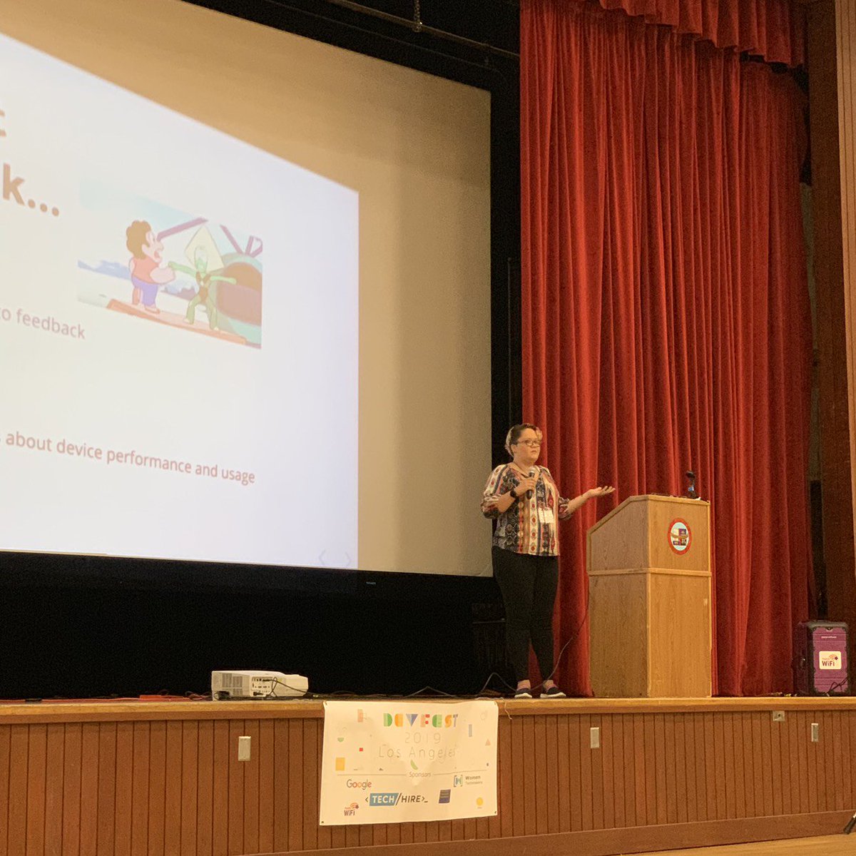 Listening to <a href="/cotufa82/">cotufa82</a> tell us about devops and IoT secrets! 
#devfestla19 powered by #popupwifius