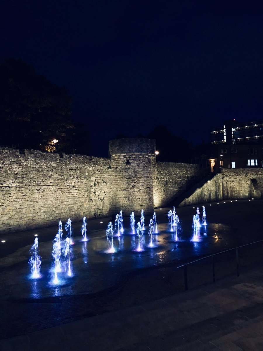 AledWMaths's tweet photo. It was fantastic to spend the week at the @unisouthampton for the #NATCOR course on combinatorial optimisation 😊 One particular highlight was  @StefanoConiglio’s talk entitled “integer programming and norm minimisation for data science” #research #math #mathematics #DataScience https://t.co/NzfFwxJTbT
