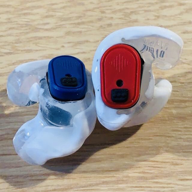 Another beautiful set of Vario Hearables all ready for the weekend. What do you think of the colour combination? What would you choose? #variohearables #vario #variochampions #design #engineering