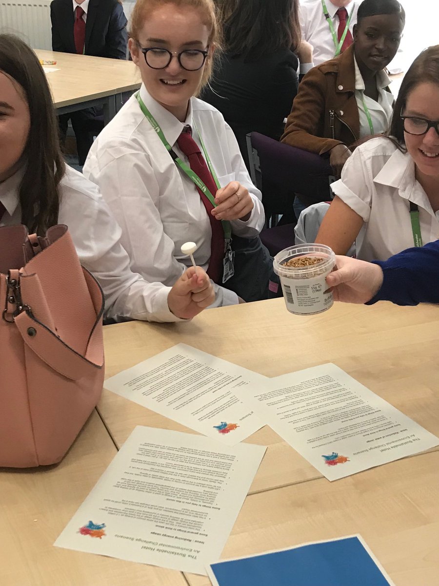 PhilipBerners's tweet photo. Level 3 students ⁦@ColchesterInst⁩ visiting ⁦@EdgeHotelSchool⁩ ⁦@Uni_of_Essex⁩ today &amp; trying edible bugs 🐜 https://t.co/2ym01WlUIo